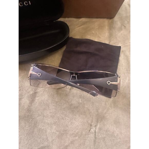 VINTAGE Y2K Gucci Shield Rimless Fade Lens Sunglasses Like New - Picture 3 of 7